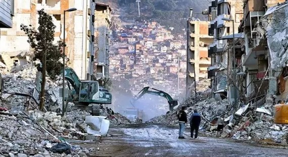 Zeynep Sever Demirel'den 'deprem' paylaşımı!